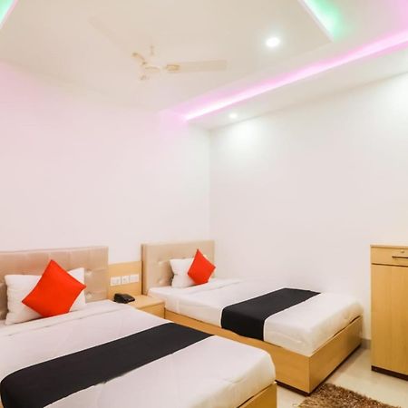 Hotel Moti Mahal,Benares Buitenkant foto