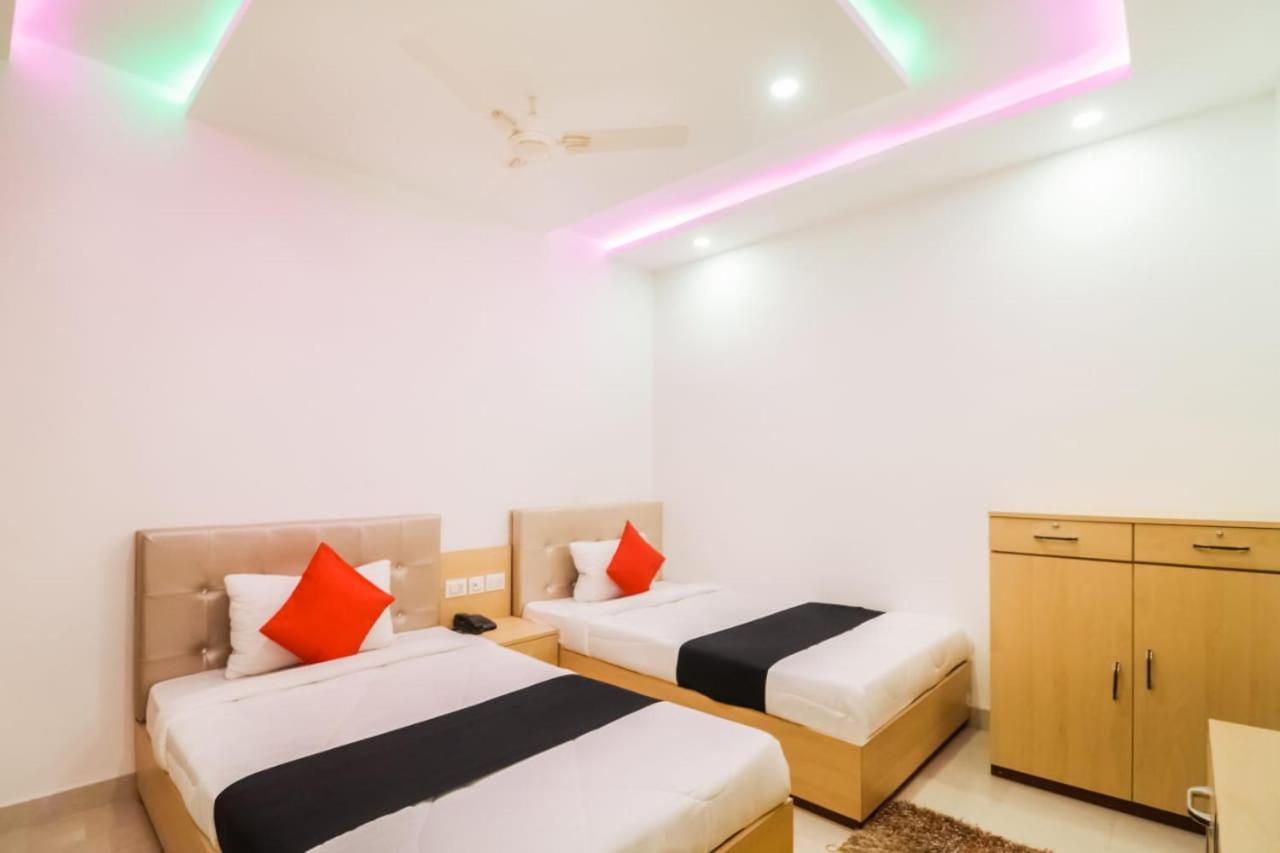 Hotel Moti Mahal,Benares Buitenkant foto